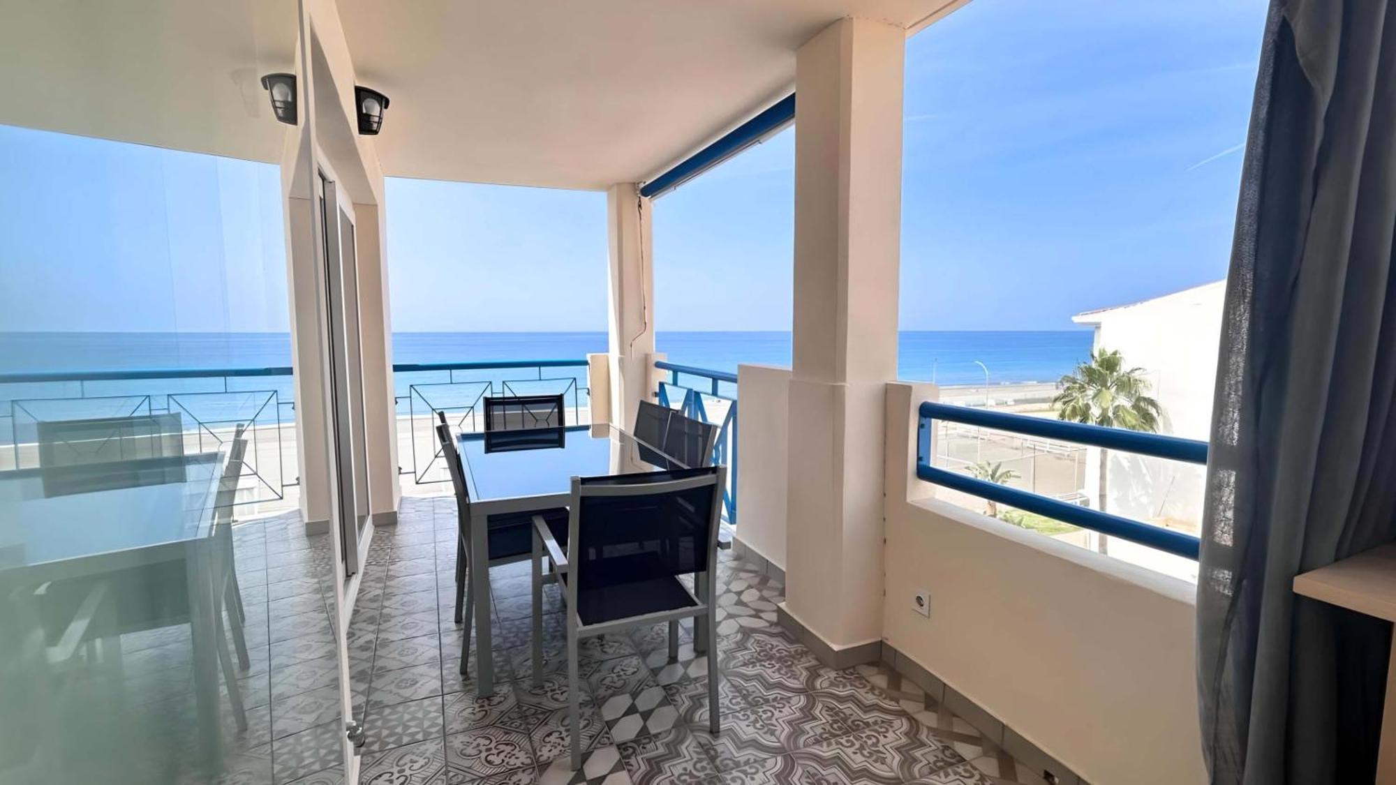 Atico De Albaida Duplex Frente Al Mar Lejlighed El El Morche Eksteriør billede